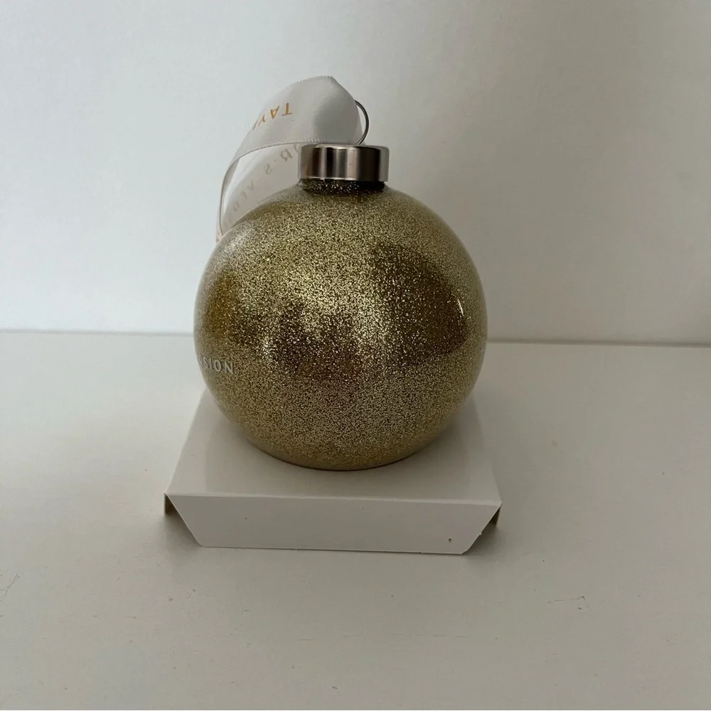 NWT Taylor Swift Taylor’s Version Gold Ornament - Picture 4 of 9